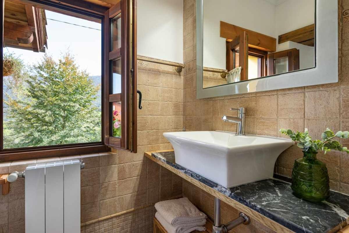 Casa Rural Soleada para una Escapada Tranquila Ceceda de Abajo Exterior foto